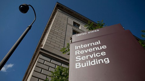 gty internal revenue service building ll 130412 wblog IRS Official in Charge During Tea Party Targeting Now Runs Health Care Office 