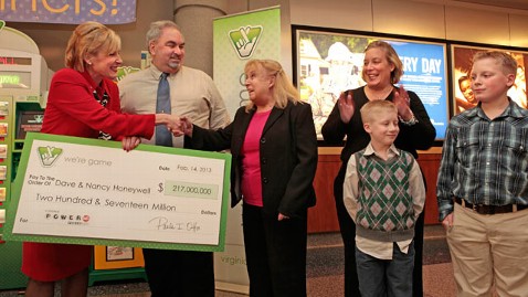 ht VA lottery family kb 130214 wblog Defense Worker Buys $217 Million Winning Lotto Ticket