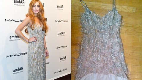 gty lohan dress split kb 130221 wblog Lindsay Lohan Ruins Borrowed Dress: Report