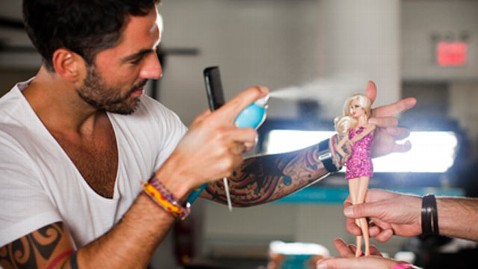 vertaling identificatie puzzel Designers Auction $15,000 Pink Diamond Barbie - ABC News