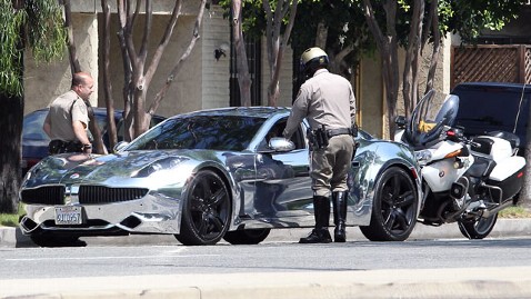 x17 justin bieber car nt 120706 wblog Justin Bieber 911 Call: Police Were Not Nice About Speeding Ticket Stop