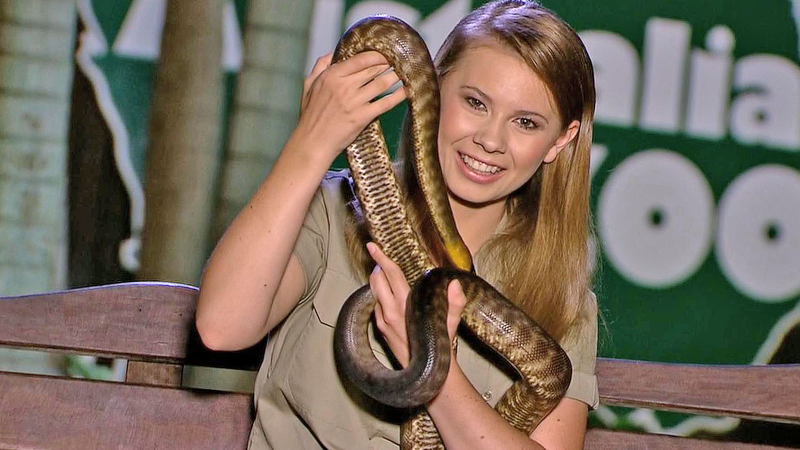 Bindi Irwin desktop Wallpapers