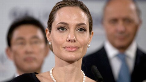 gty angelina jolie thg 130514 wblog Angelina Jolies Choice: Should You Get BRCA Gene Testing?