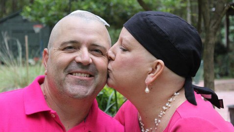 ht bud and dolly cancer lpl 121015 wblog Ga. Man Shaves Head to Support Wife, Finds His Own Cancer