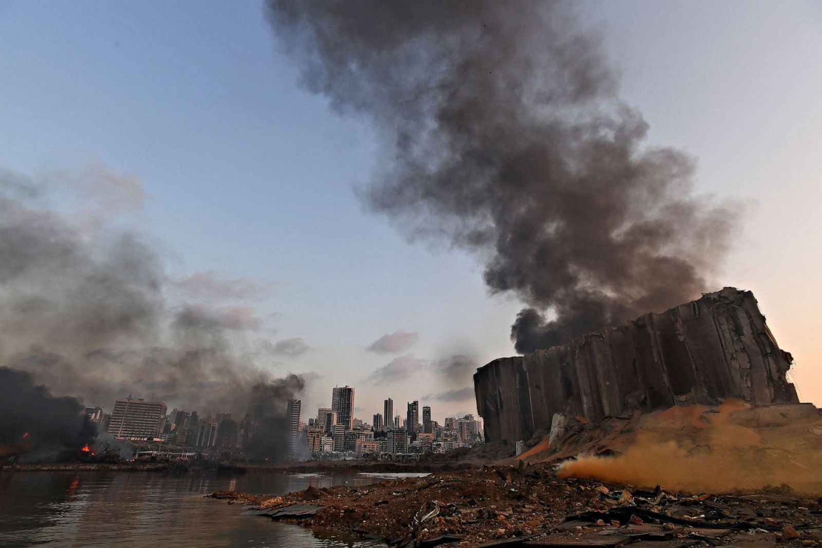 Photos Devastating Images From The Beirut Explosion Photos Abc News