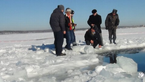 epa russia meteor Chebarkul lake jt 130217 wblog Russian Meteor: Close Encounters and Plans to Prevent Impacts