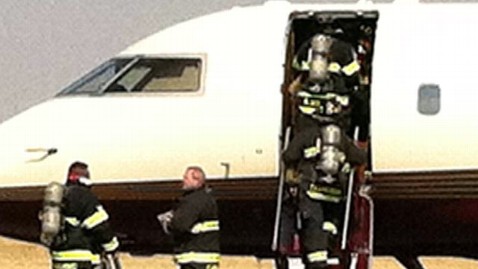 ht ann romney plane nt 120921 wblog Ann Romneys Plane Makes Emergency Landing