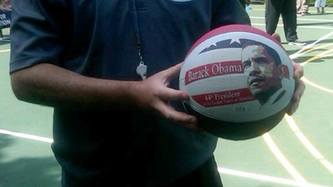 ht obama basketball jef 120409 wblog Hoopster In Chief Has Own Image on Ball*