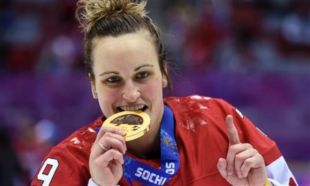 Golden goal: Poulin's OT winner lifts Canada to women's world