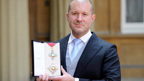 gty jonathan ive knighted thg 120523 wblog Jony Ive, Apple Designer of iPod and iPhone, Is Now a Knight 