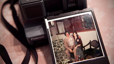 Kansas Teen Buys $1 Polaroid Camera, Finds Deceased Uncle's Photo - ABC