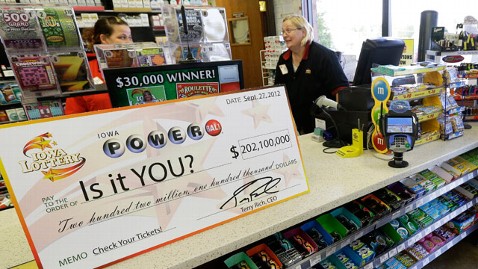 LACK OF WINNER UPS POWERBALL PAYOUT TO RECORD $425 MILLION