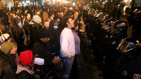 Occupy Oakland: Police Clear Camp Peacefully - ABC News