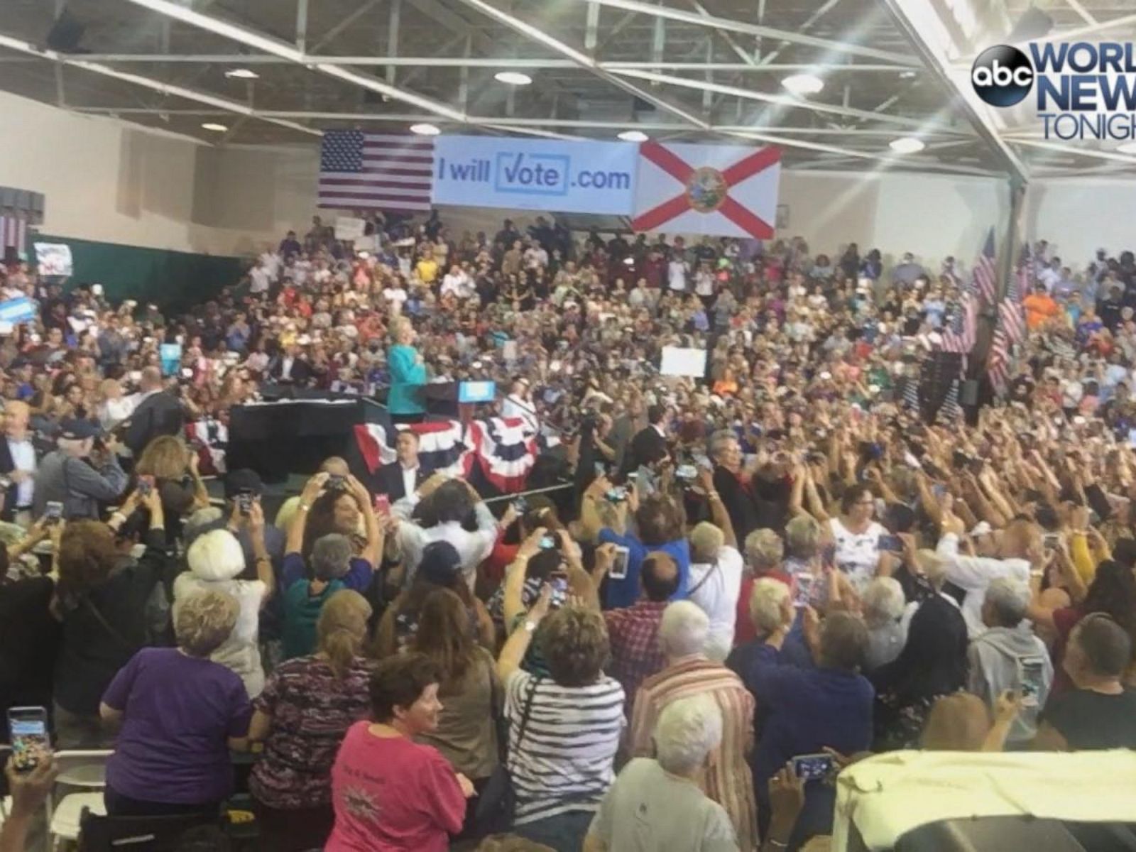 2016 - 13 Days: Crowd Serenades Clinton with 'Happy Birthday Song' at FL Rally