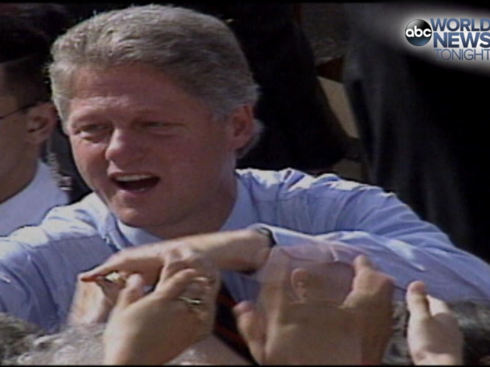 1992 - 11 Days: Clinton Drawing Huge Crowds Against Bush