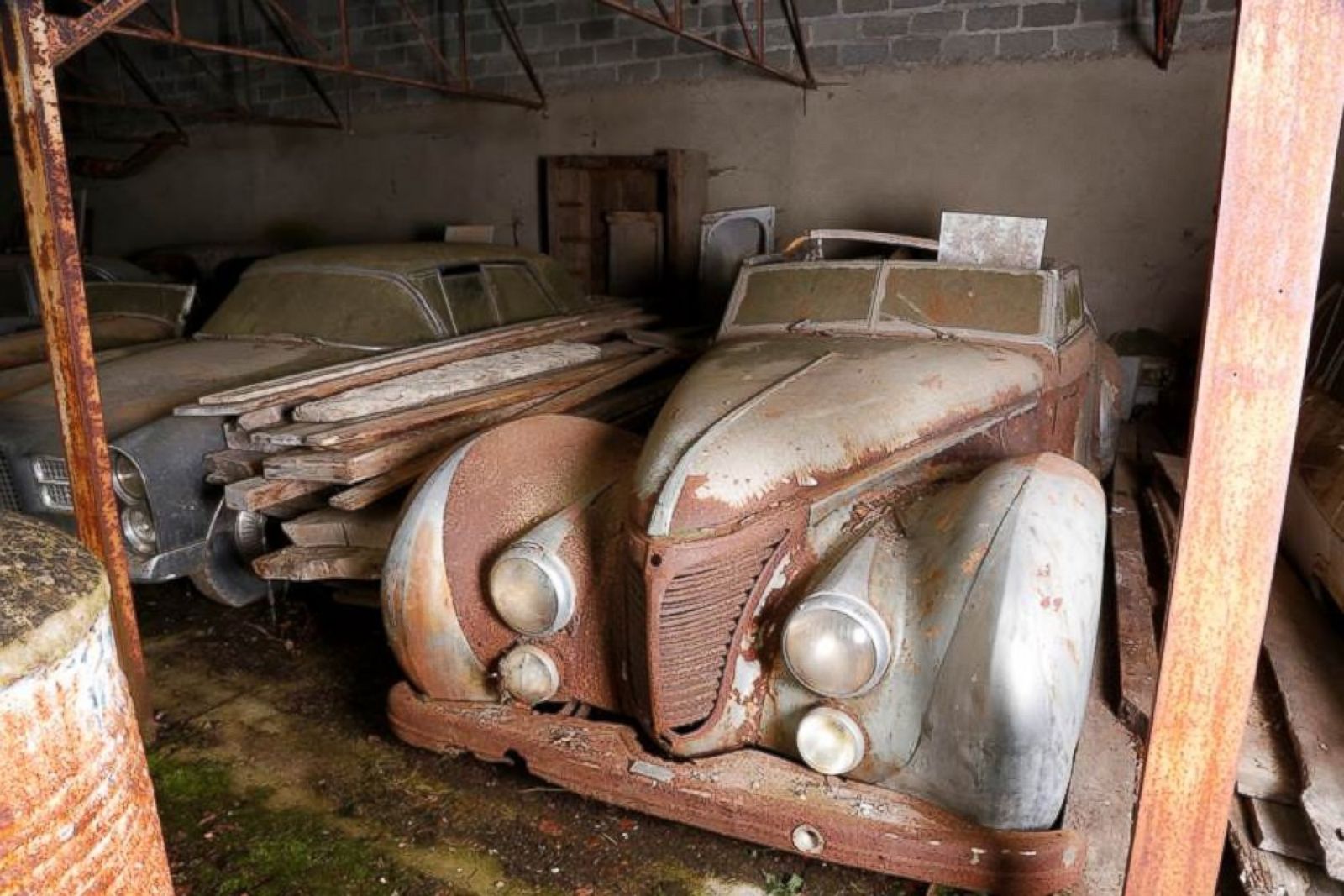 Rare Cars Discovered in French Barn to Be Auctioned Photos - ABC News