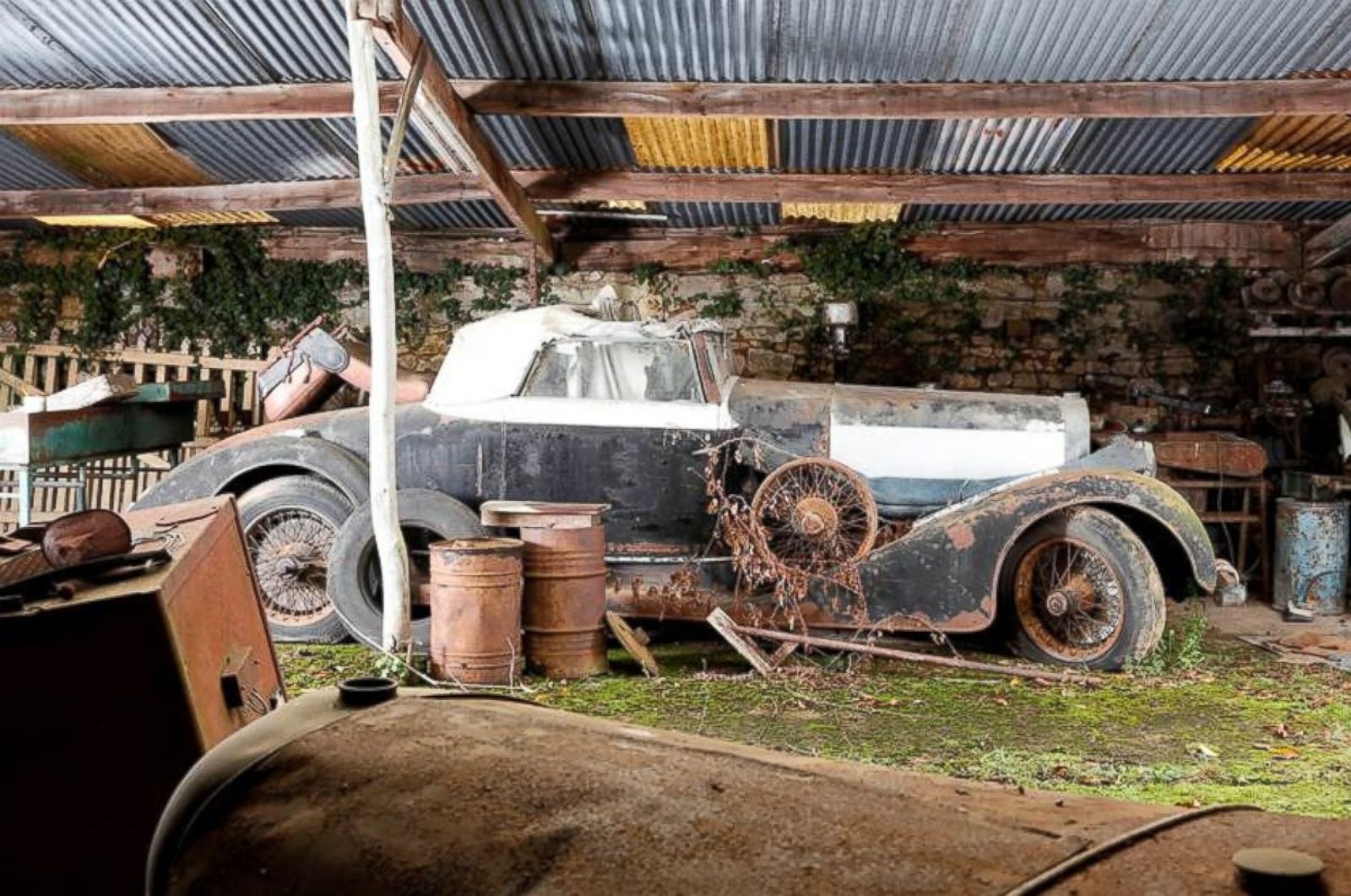 Rare Cars Discovered in French Barn to Be Auctioned Photos | Image #81