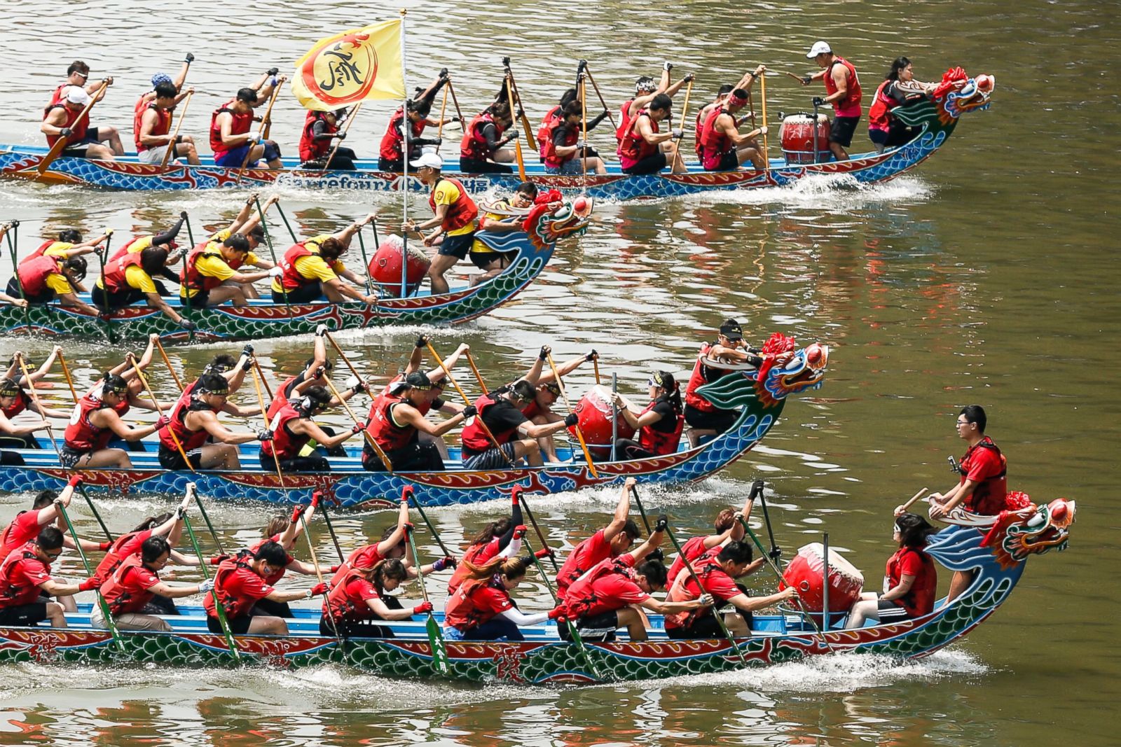 Dragon Boat Festivities Honor Ancient Traditions Photos Image 31