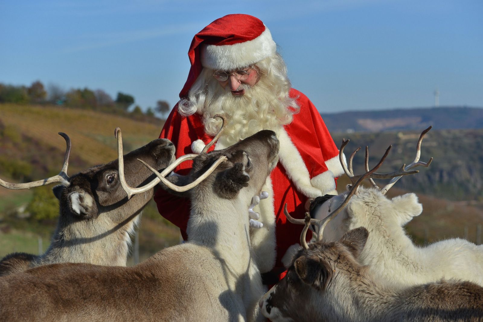 Santa Claus Sightings From Around The World Photos ABC News