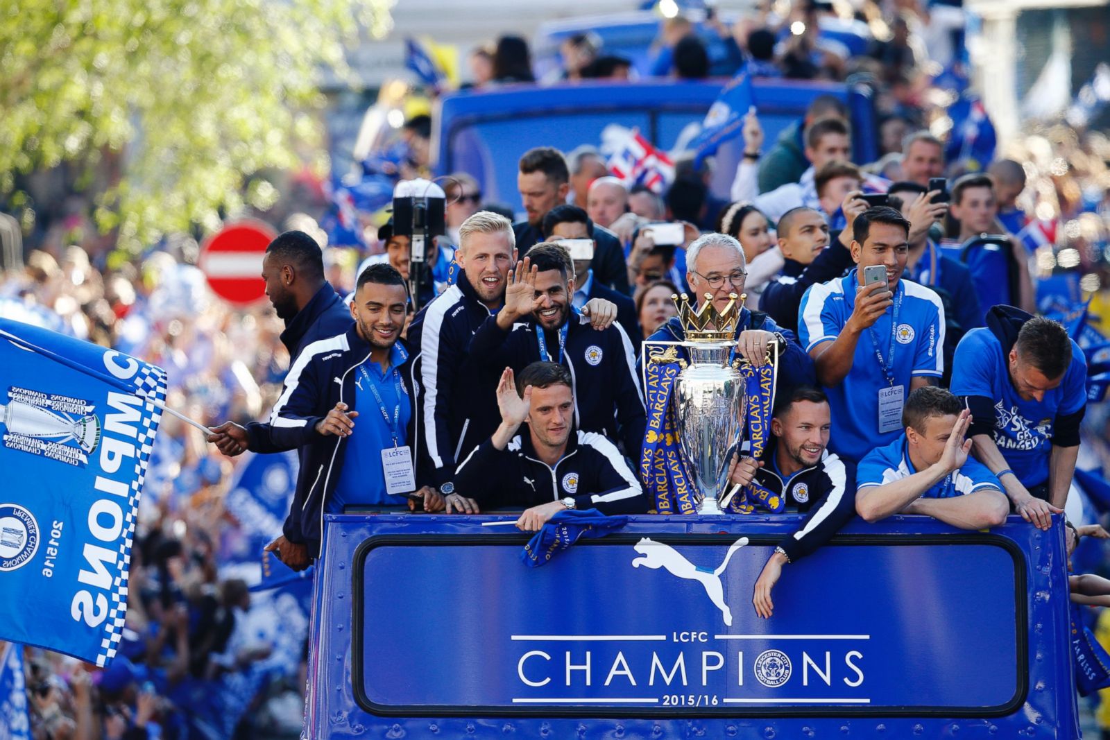 Leicester City Football Team Celebrates Premier League Win Photos - ABC