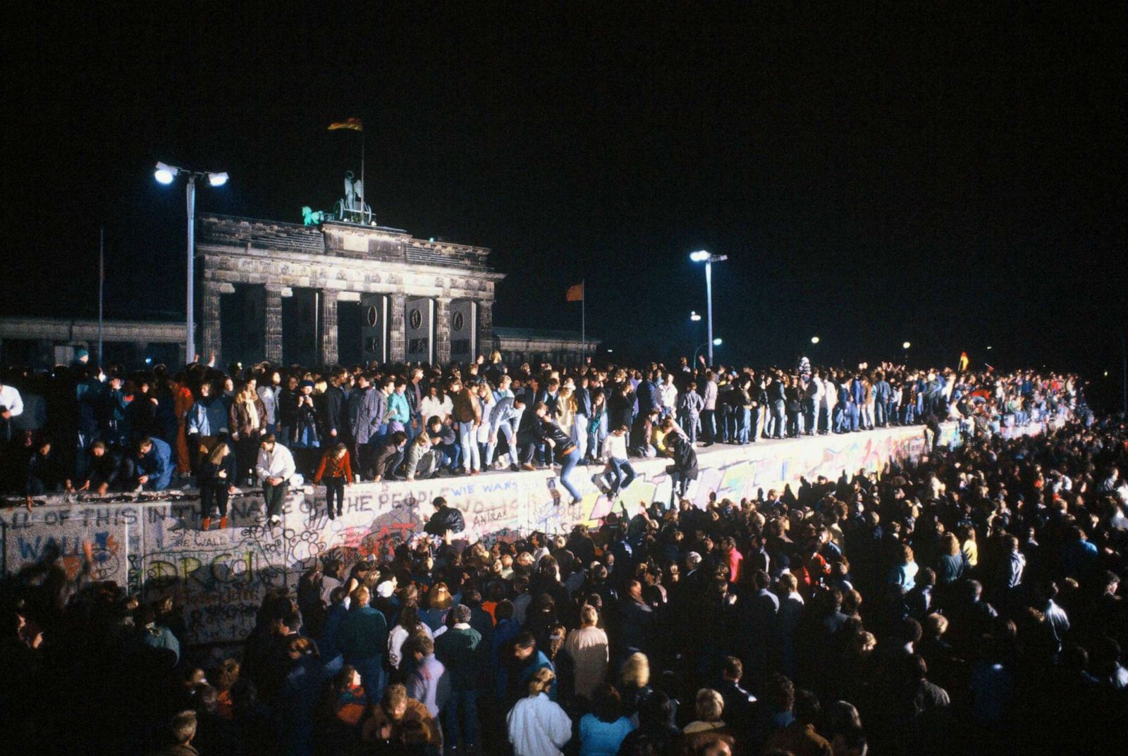 A Look Back At The Rise And Fall Of The Berlin Wall Photos - ABC News