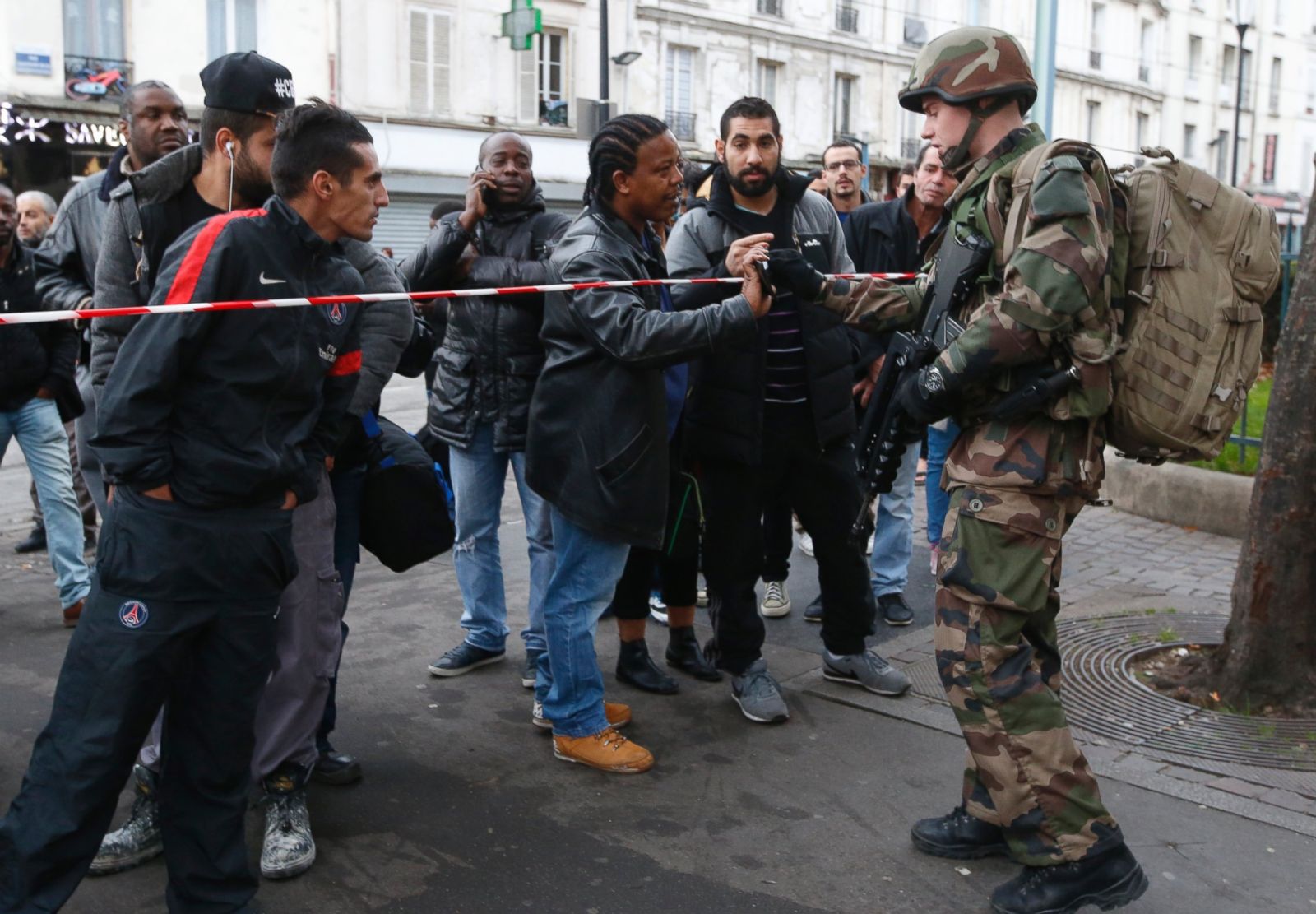 Early Morning Raid in Hunt for Paris Attack Mastermind Photos ABC News