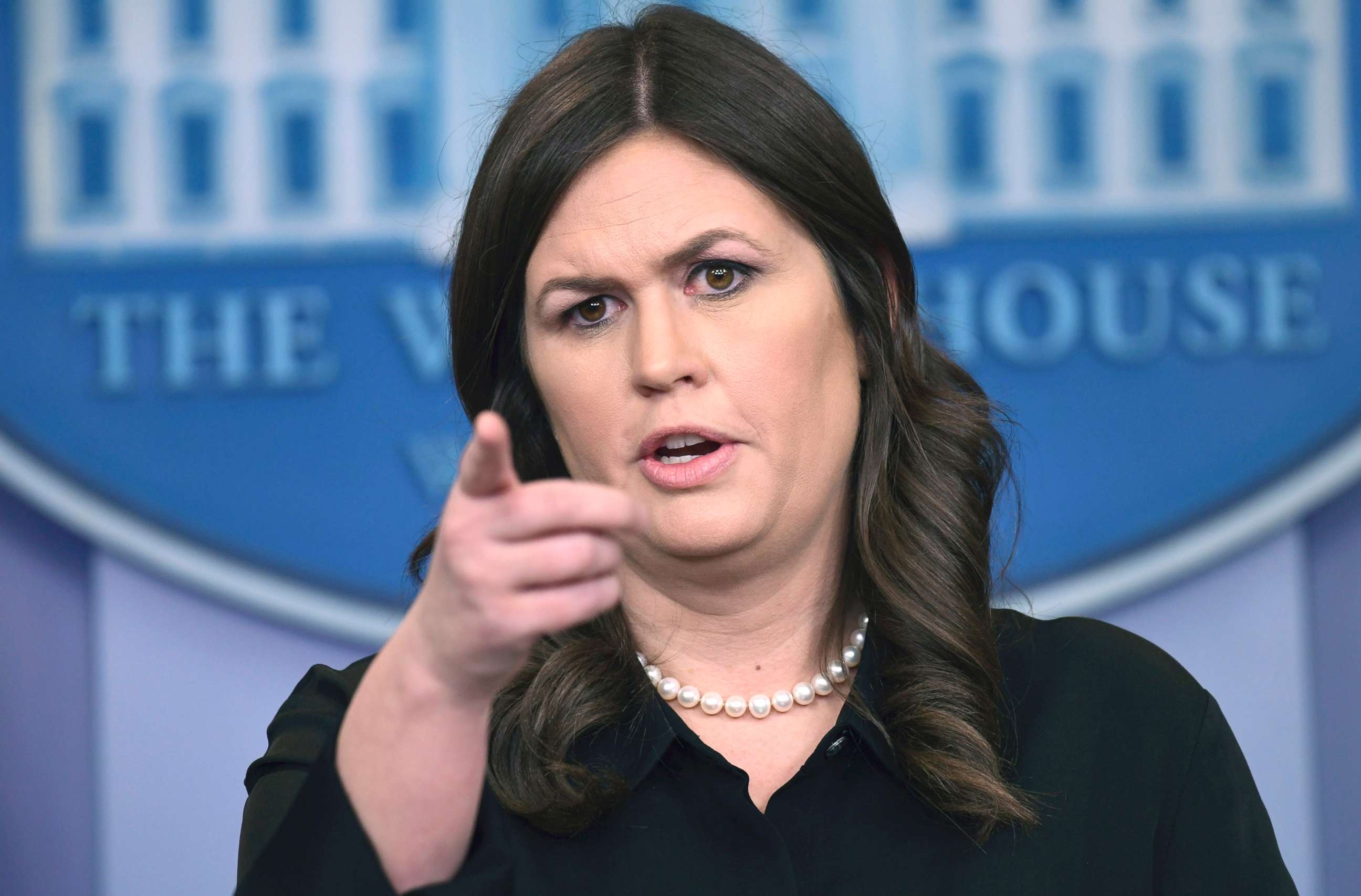 Sarah Huckabee Sanders: News, Videos and Photos-ABC News