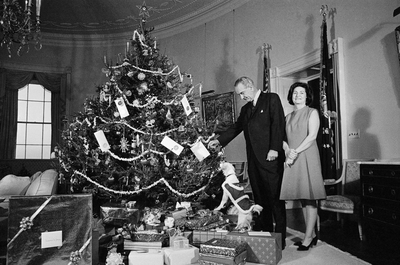 A visual history of Christmas at the White House Photos ABC News