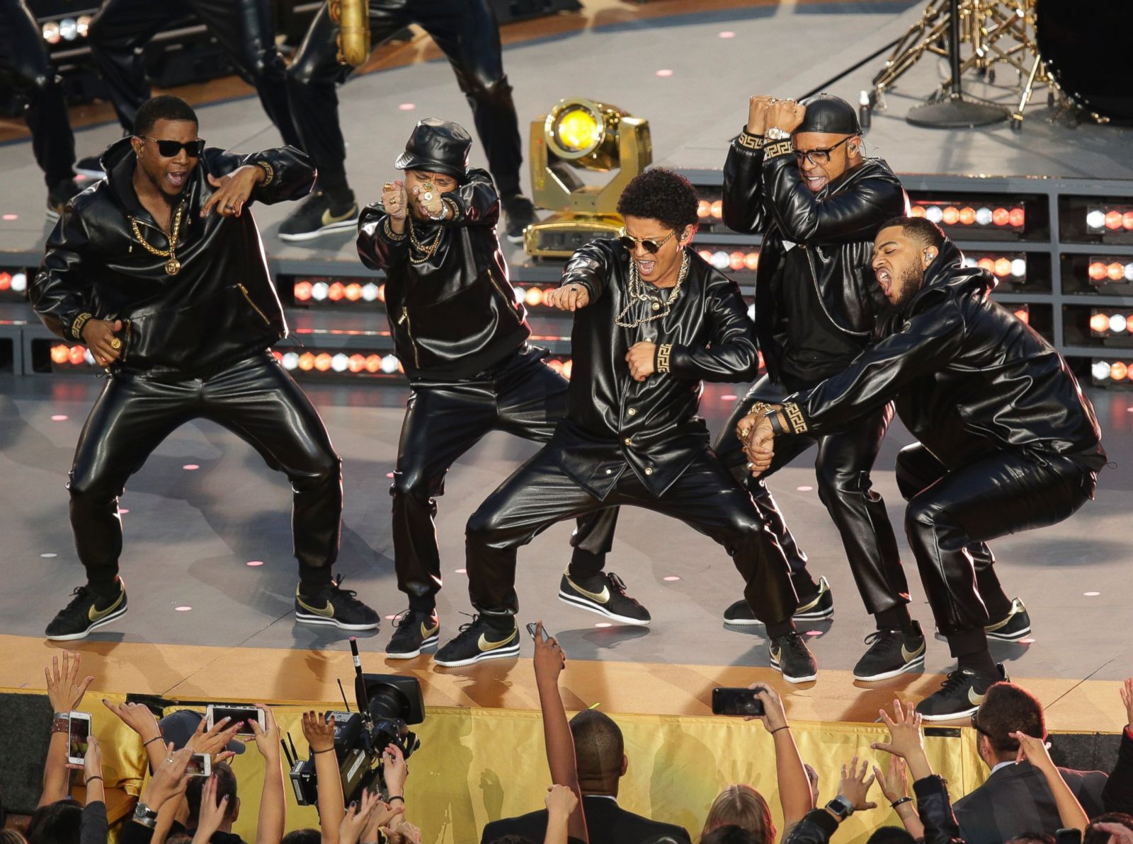 super bowl bruno mars 2025