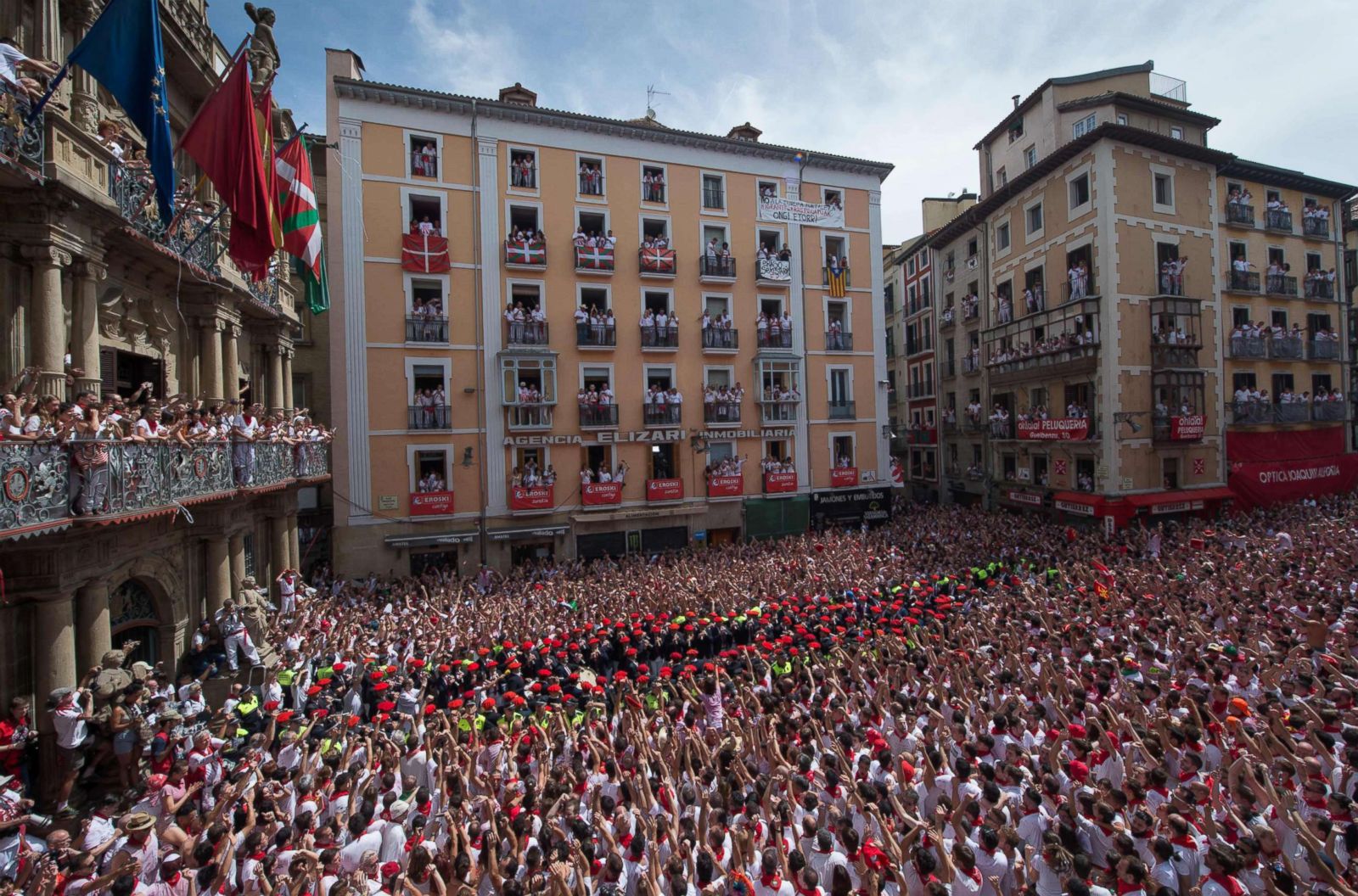 Running of the bulls in Pamplona Photos - ABC News