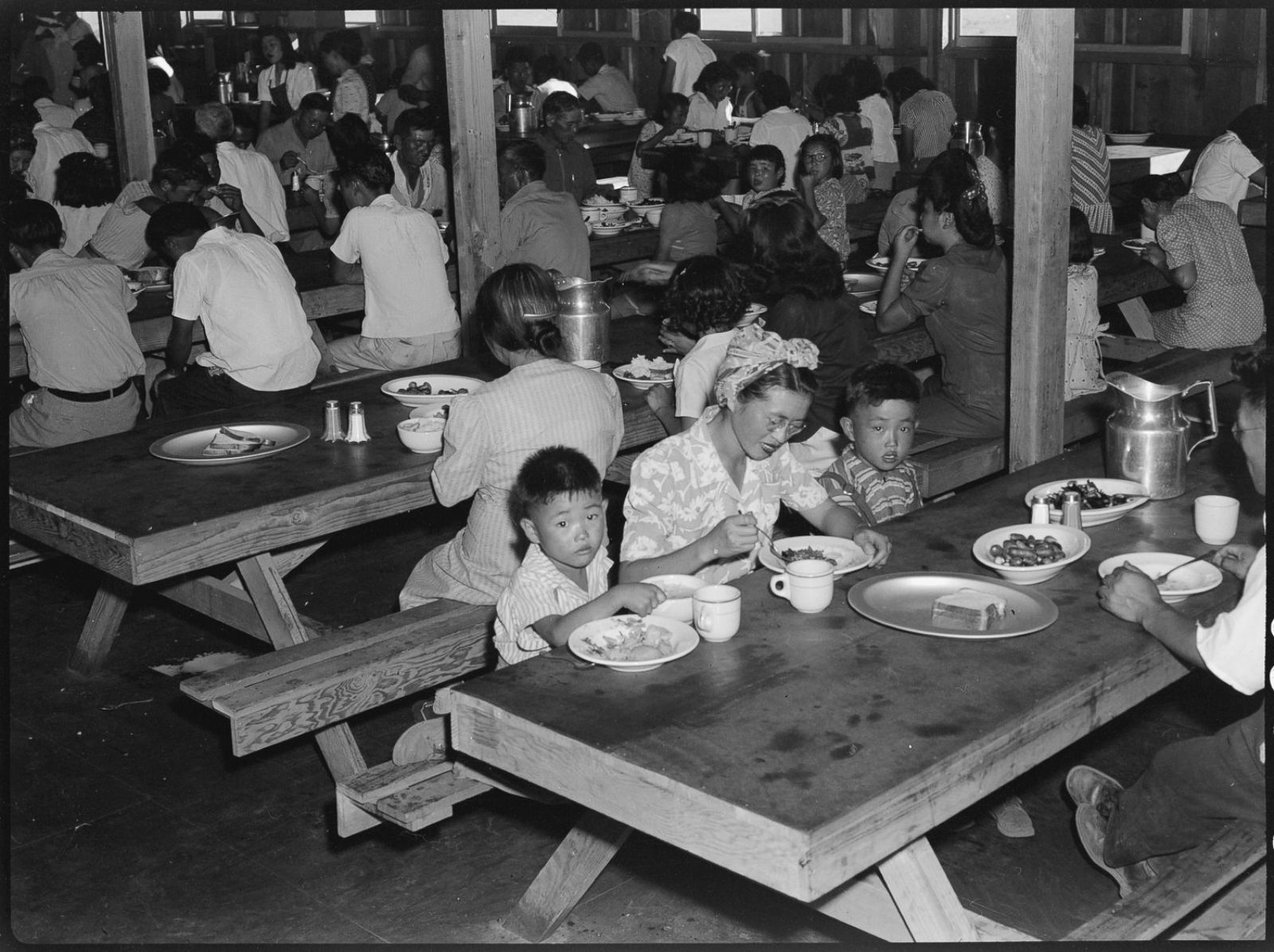 A Look Back At Japanese Internment Camps In The Us 75 Years Later Photos Image 71 Abc News
