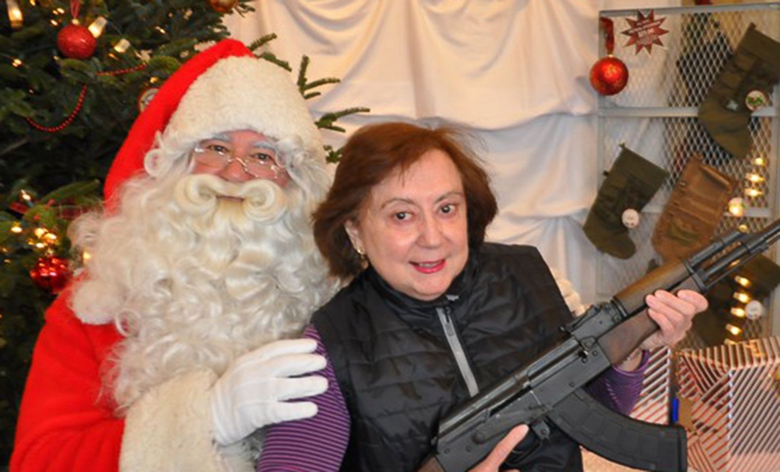 Santa Claus Visits Sandy Springs Gun Club and Range Photos | Image #31 ...