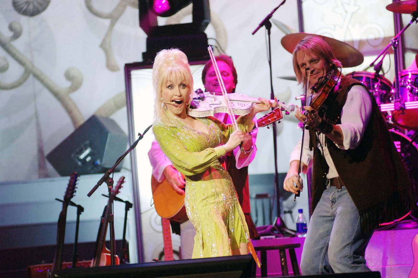 Dolly Parton S Life In Pictures Photos Image 31 Abc News