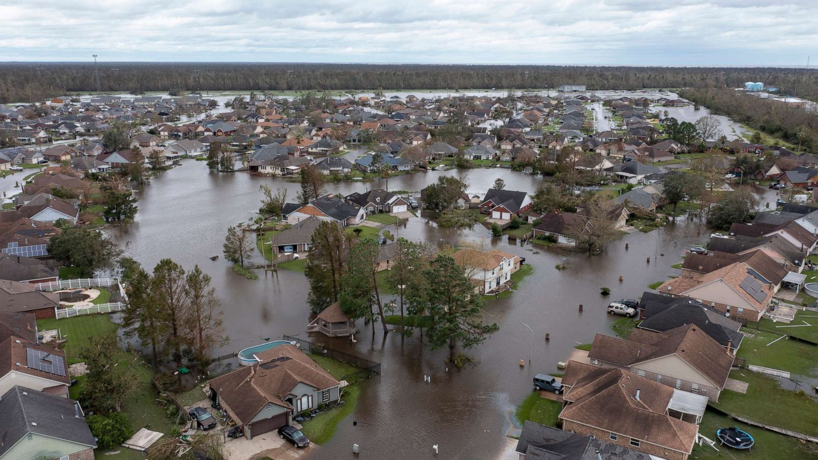 Hurricane Ida Causes Flooding And Destruction Photos Abc News